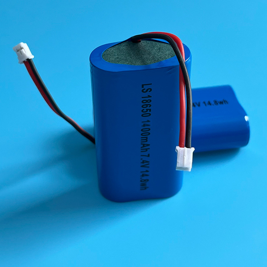 7.4V Rechargeable Lithium Battery